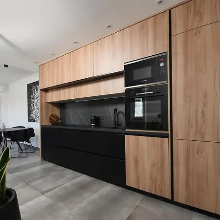 Luxury N Apartment