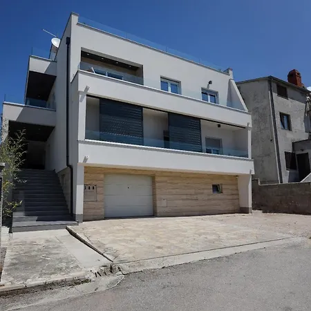 Apartment Luxury N