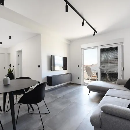 Apartment Luxury N *