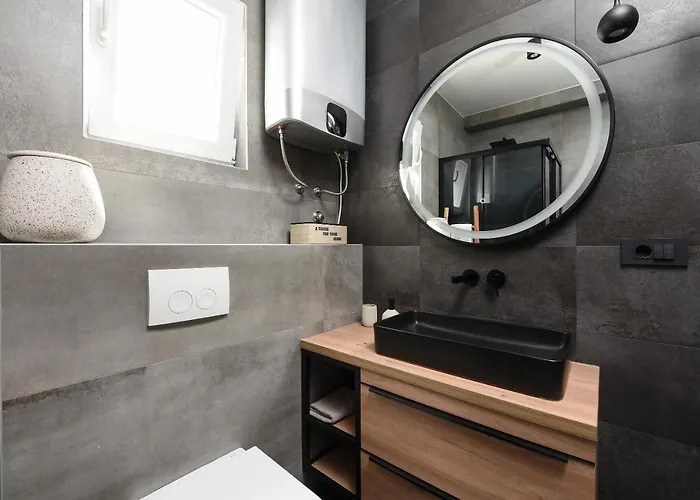 Διαμέρισμα Luxury N *